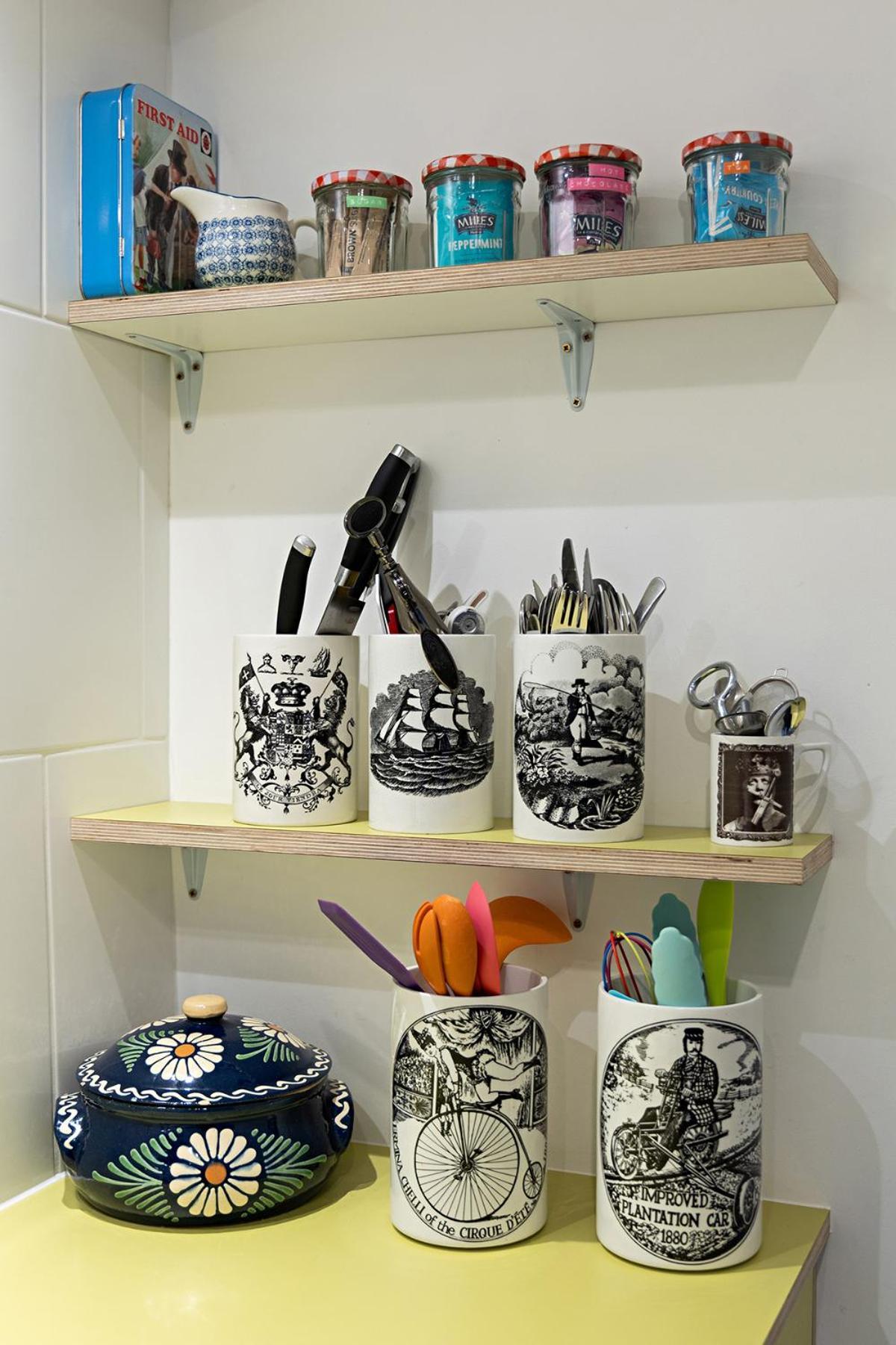 Paramount Apartments Ilfracombe, Arty Seaside Holiday Apartments 部屋 写真