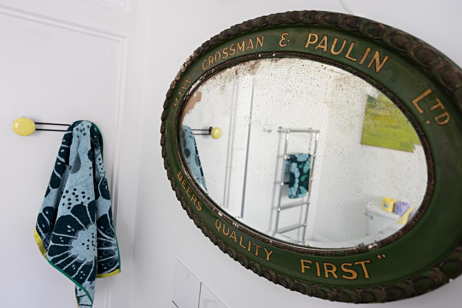 Paramount Apartments Ilfracombe, Arty Seaside Holiday Apartments 部屋 写真